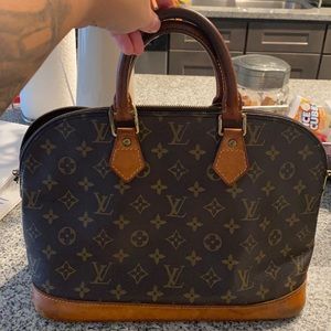 Louis Vuitton Alma monogram PM leather